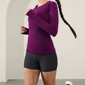 Athleta momentum seamless top small NWT Wild Plum
